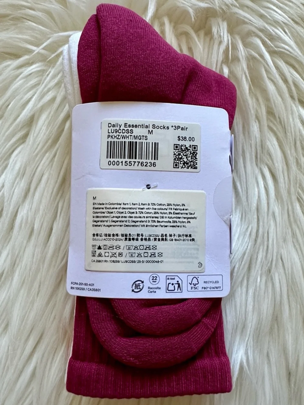 Lululemon Unisex Daily Essential Crew Socks 3 Pack - Picture 3 of 3